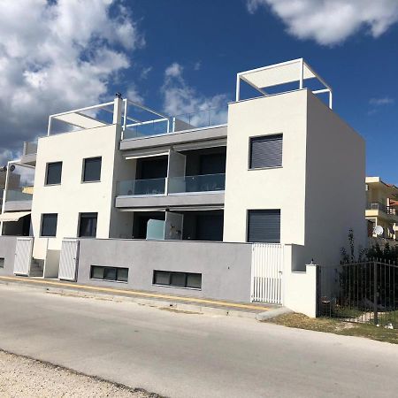 Appartement Asterias à Néa Péramos Extérieur photo
