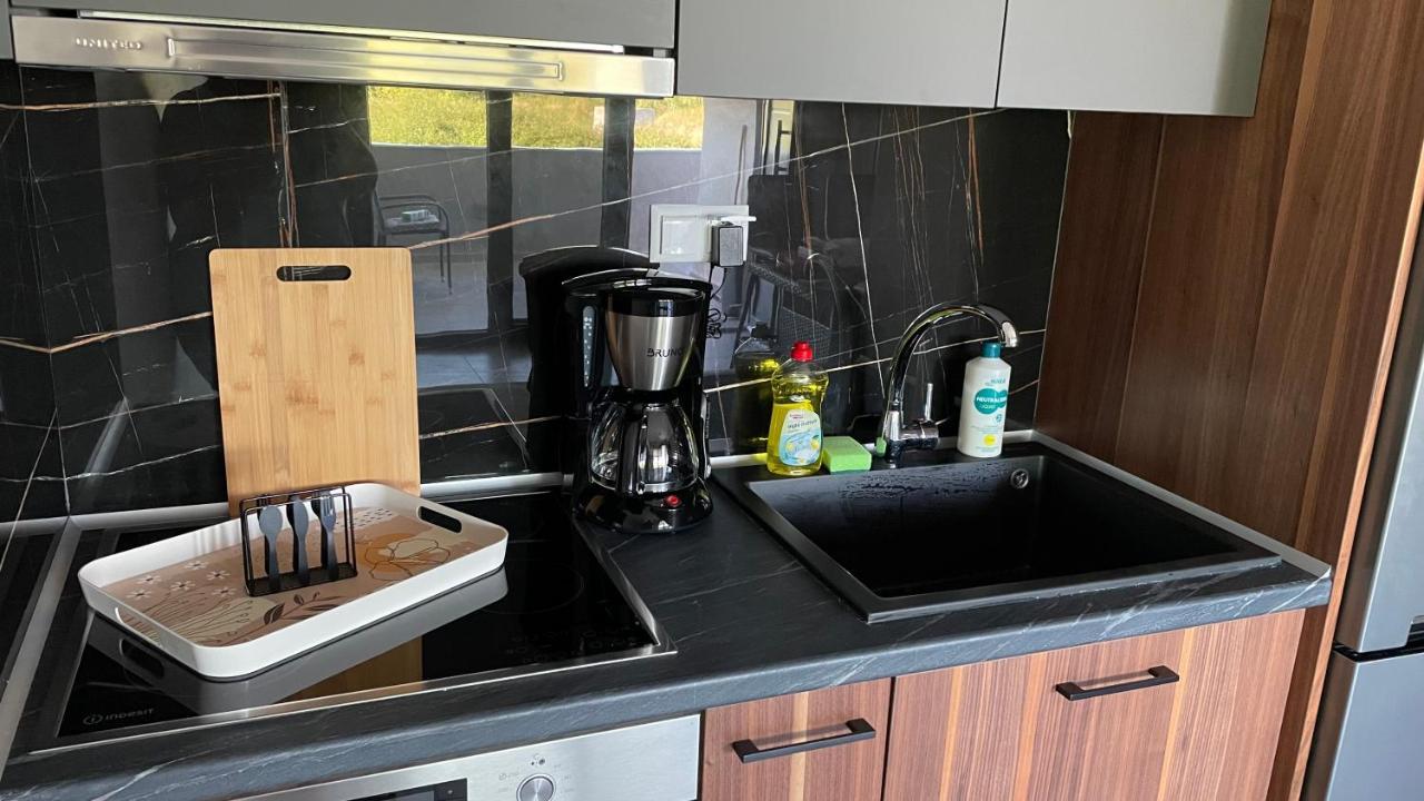 Appartement Asterias à Néa Péramos Extérieur photo