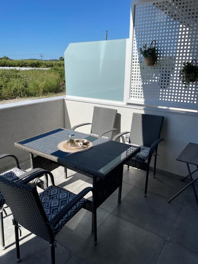 Appartement Asterias à Néa Péramos Extérieur photo